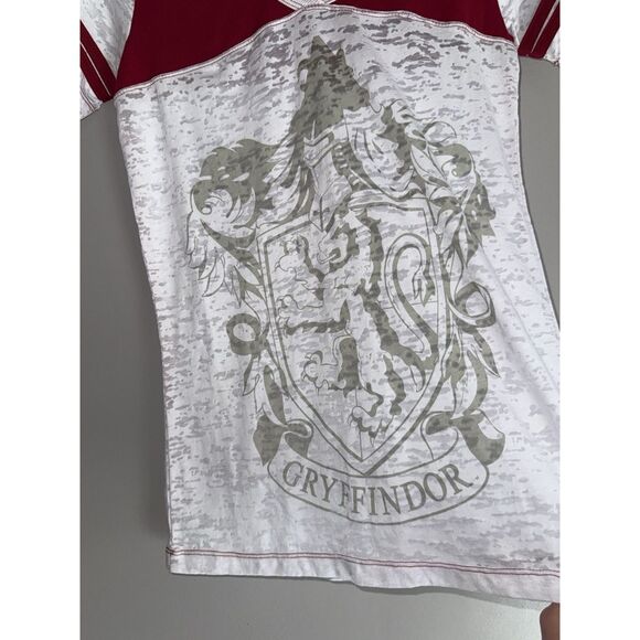 Harry Potter Tee Top V Neck Wizarding World Gryffindor Universal Studio Medium - Picture 2 of 14